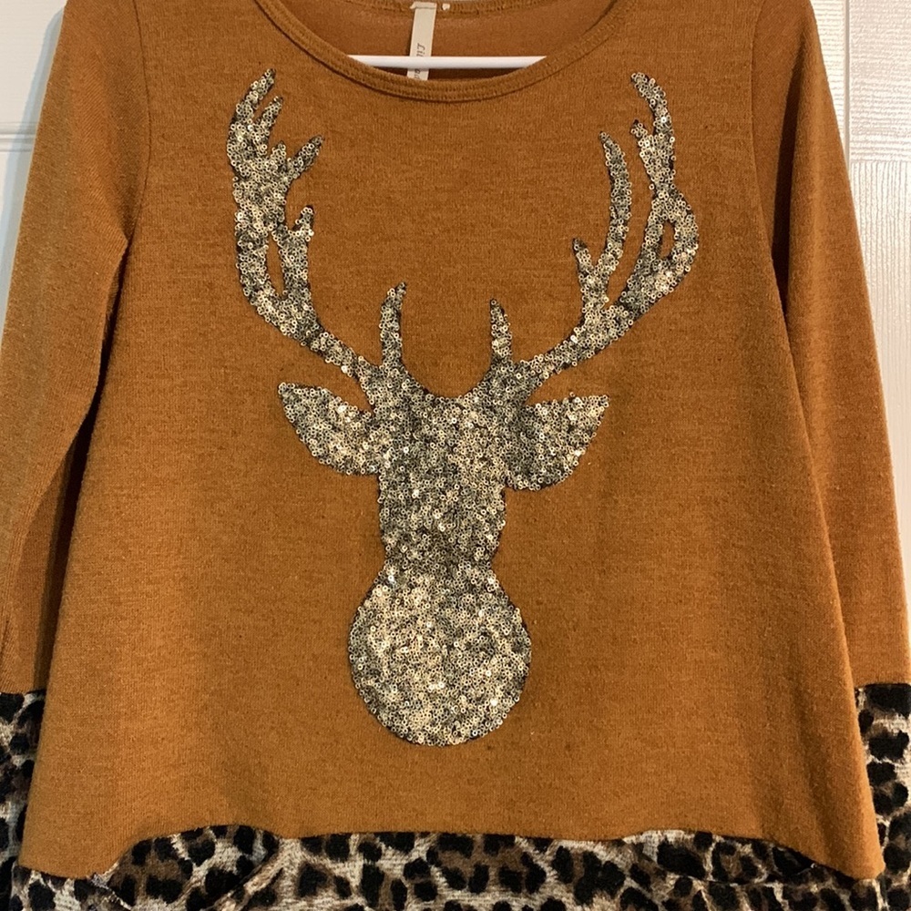 Lilypad Women’s Mustard Leopard & Sequined Deer Blouse Top Shirt - Picture 2 of 5